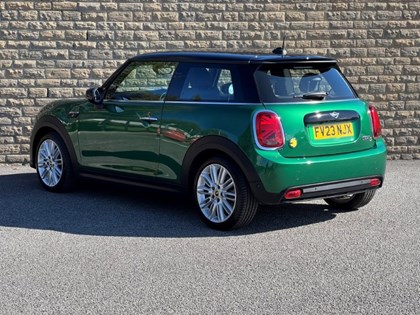 2023 (23) MINI HATCHBACK 135kW Cooper S Level 2 33kWh 3dr Auto