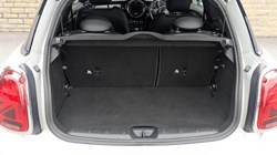 2020 (20) MINI HATCHBACK 1.5 Cooper Sport II 3dr 4635032