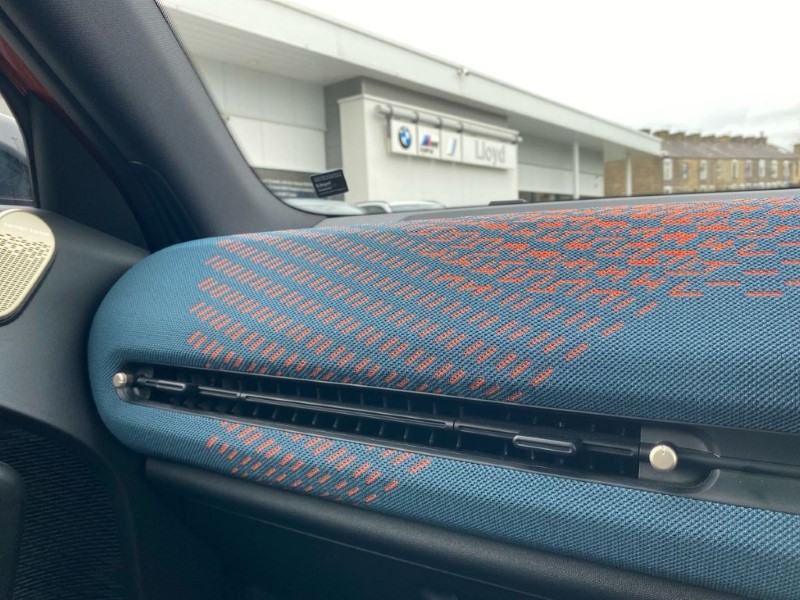 2025 (75) MINI ACEMAN 160kW SE Exclusive [Level 2] 54kWh 5dr Auto 5081573