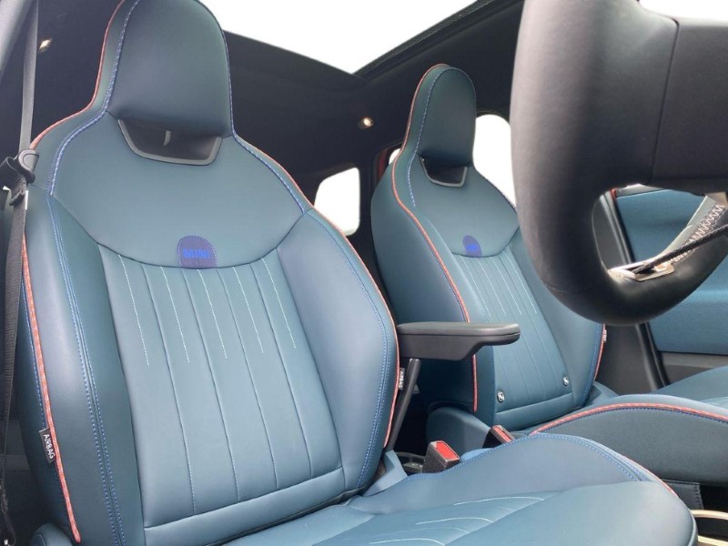 2025 (75) MINI ACEMAN 160kW SE Exclusive [Level 2] 54kWh 5dr Auto 5081551