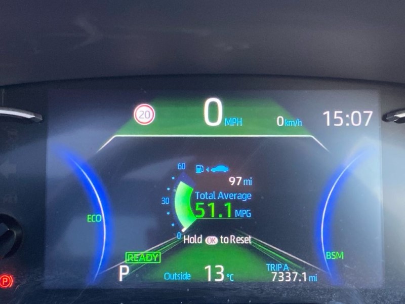 2022 (22) TOYOTA RAV4 2.5 VVT-i Hybrid Adventure 5dr CVT 4872348