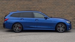 2025 (25) BMW 3 SERIES 320i M Sport 5dr Step Auto 4635197