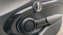 2022 (72) MINI HATCHBACK 1.5 Cooper Resolute Edition 5dr Auto 4612024