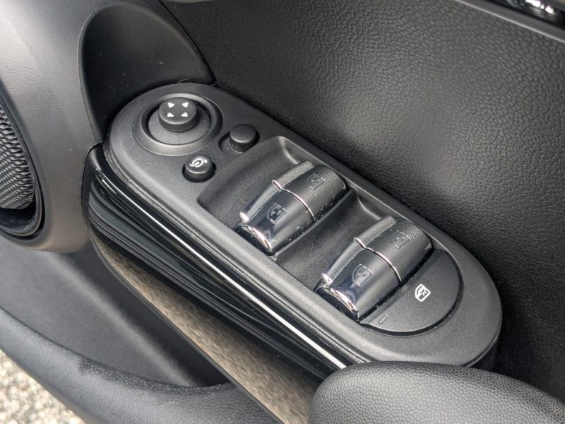 2022 (72) MINI HATCHBACK 1.5 Cooper Resolute Edition 5dr Auto 4612025