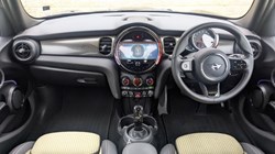 2022 (72) MINI HATCHBACK 1.5 Cooper Resolute Edition 5dr Auto 4612007