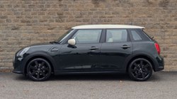 2022 (72) MINI HATCHBACK 1.5 Cooper Resolute Edition 5dr Auto 4612046