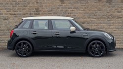 2022 (72) MINI HATCHBACK 1.5 Cooper Resolute Edition 5dr Auto 4612006