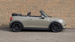 2019 (68) MINI CONVERTIBLE 1.5 Cooper II 2dr Auto 4631087