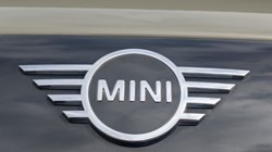 2019 (68) MINI CONVERTIBLE 1.5 Cooper II 2dr Auto 4631126