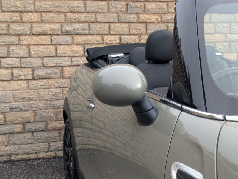 2019 (68) MINI CONVERTIBLE 1.5 Cooper II 2dr Auto 4631122