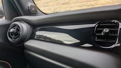 2024 (73) MINI HATCHBACK 2.0 Cooper S Sport Premium Plus 5dr Auto 4613076