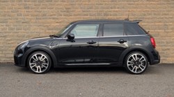 2024 (73) MINI HATCHBACK 2.0 Cooper S Sport Premium Plus 5dr Auto 4613093