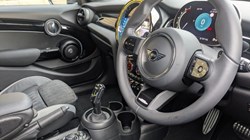 2024 (73) MINI HATCHBACK 2.0 Cooper S Sport Premium Plus 5dr Auto 4613051