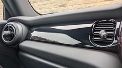 2023 (73) MINI HATCHBACK 1.5 Cooper Sport 3dr Auto 4612187