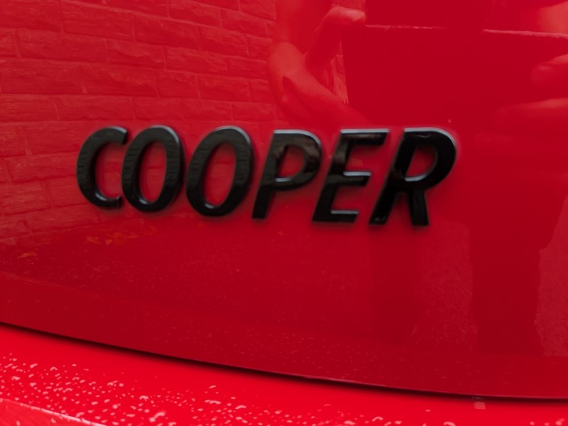 2023 (73) MINI HATCHBACK 1.5 Cooper Sport 3dr Auto 4612197