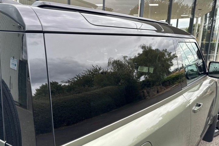 2026 (26) LAND ROVER DEFENDER 3.0 D350 X 90 3dr Auto 5728236