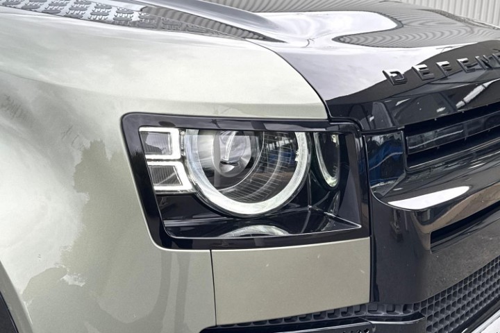 2026 (26) LAND ROVER DEFENDER 3.0 D350 X 90 3dr Auto 5728203