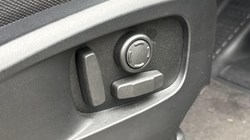 2026 (26) LAND ROVER DEFENDER 3.0 D350 X 90 3dr Auto 5728210