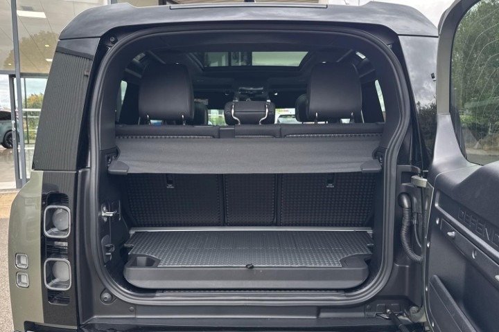2026 (26) LAND ROVER DEFENDER 3.0 D350 X 90 3dr Auto 5728196