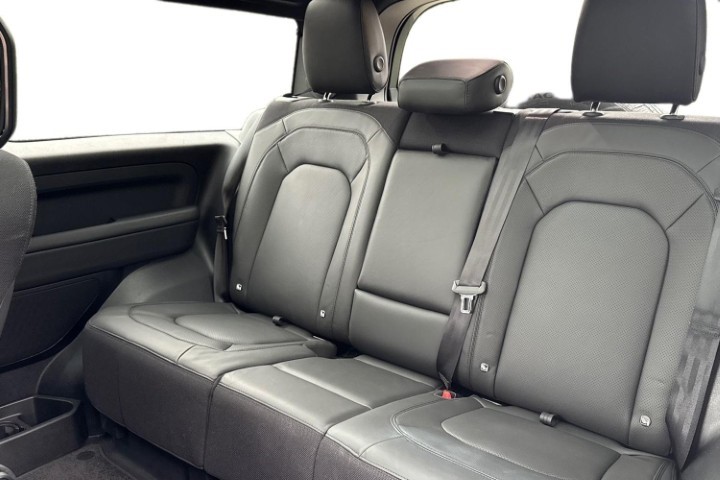 2026 (26) LAND ROVER DEFENDER 3.0 D350 X 90 3dr Auto 5728190