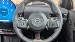 2024 (74) MINI COOPER 1.5 C Sport 3dr Auto 4611960