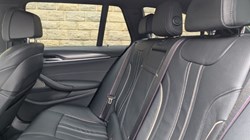 2021 (21) BMW 5 SERIES 530e M Sport 5dr Auto 4655071