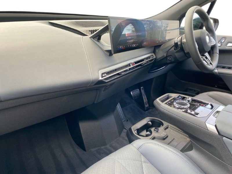 2025 (75) BMW iX 300kW xDrive45 M Sport 101kWh 5dr Auto 4944082