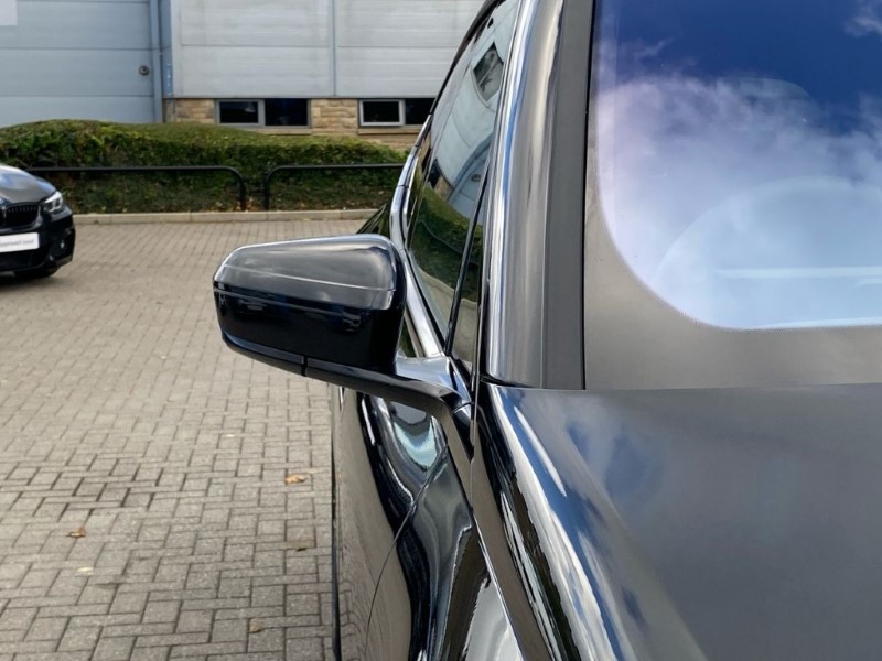 2025 (75) BMW iX 300kW xDrive45 M Sport 101kWh 5dr Auto 4944125