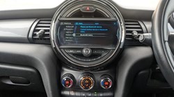2016 (16) MINI HATCHBACK 1.5 Cooper 5dr Auto 4699715