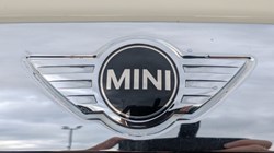 2016 (16) MINI HATCHBACK 1.5 Cooper 5dr Auto 4699730