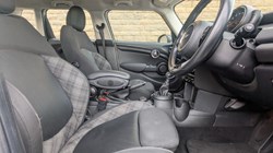 2016 (16) MINI HATCHBACK 1.5 Cooper 5dr Auto 4699702