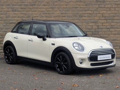 2016 (16) MINI HATCHBACK 1.5 Cooper 5dr Auto