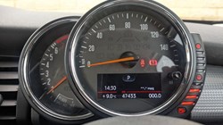 2016 (16) MINI HATCHBACK 1.5 Cooper 5dr Auto 4699700