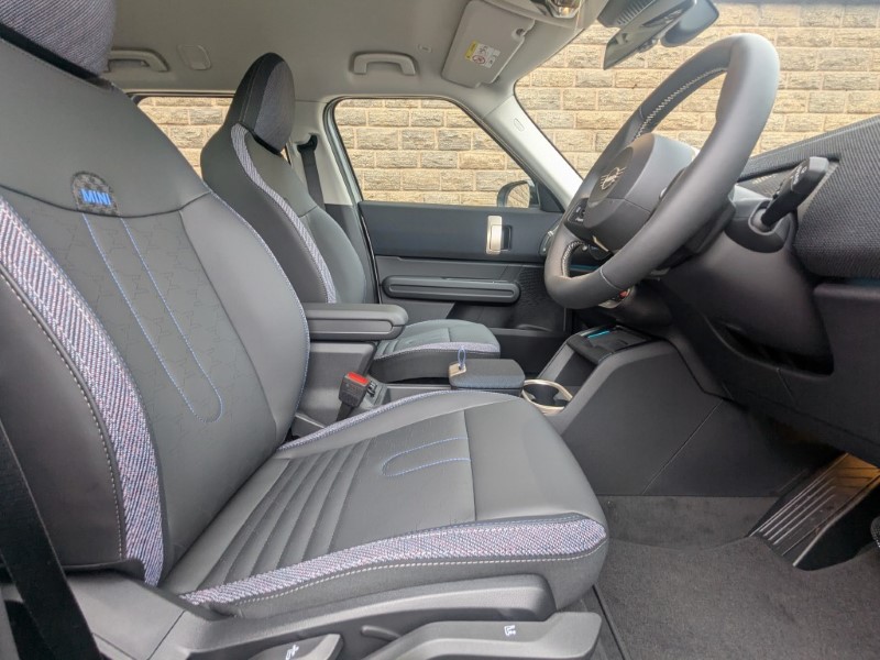 2025 (75) MINI COUNTRYMAN 2.0 S Classic ALL4 5dr Auto 5415317
