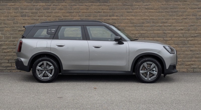 2025 (75) MINI COUNTRYMAN 2.0 S Classic ALL4 5dr Auto 5415309