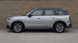 2025 (75) MINI COUNTRYMAN 2.0 S Classic ALL4 5dr Auto 5415354
