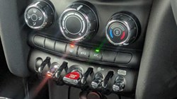 2022 (22) MINI HATCHBACK 1.5 Cooper Sport 3dr 4702285