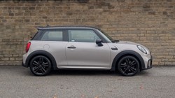 2022 (22) MINI HATCHBACK 1.5 Cooper Sport 3dr 4702255