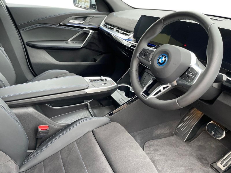 2025 (75) BMW iX2 150kW eDrive20 Shadow Edition 65kWh 5dr Auto 4772240