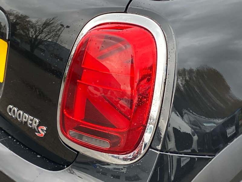 2023 (72) MINI HATCHBACK 2.0 Cooper S Exclusive 3dr Auto 4873075