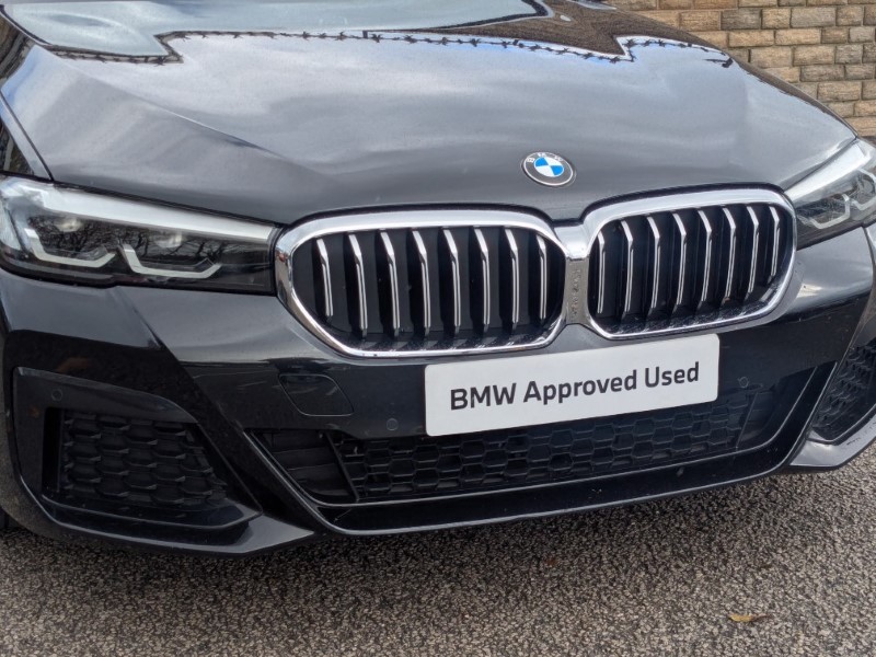 2022 (72) BMW 5 SERIES 530d xDrive MHT M Sport 4dr Auto 4692573