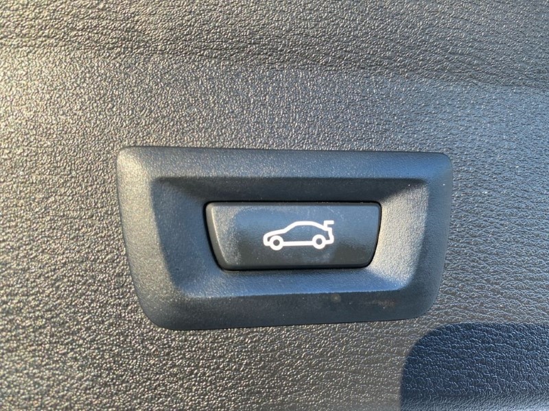 2018 (68) BMW X1 xDrive 20i xLine 5dr Step Auto 4915855