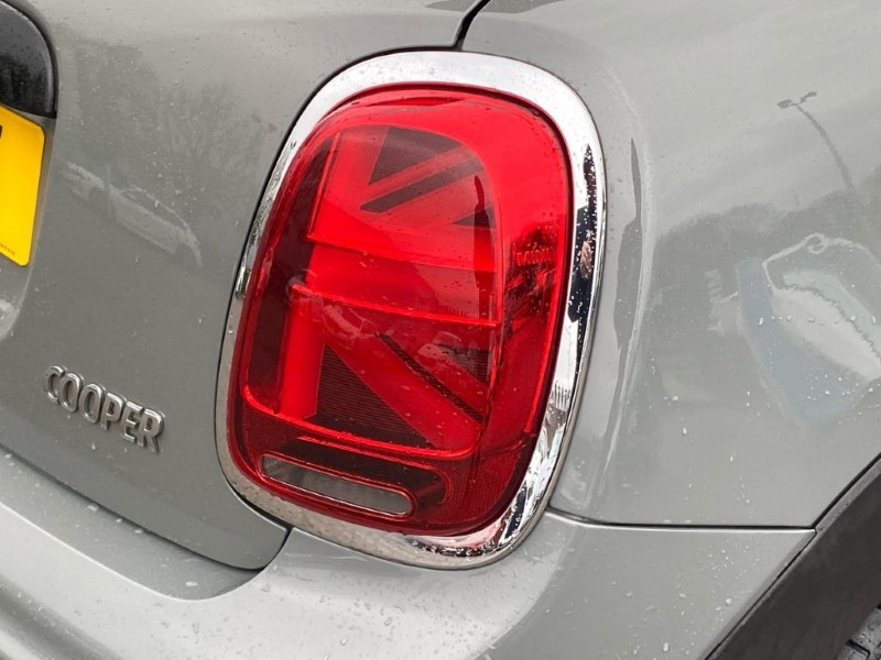 2018 (18) MINI HATCHBACK 1.5 Cooper II 5dr 4766036