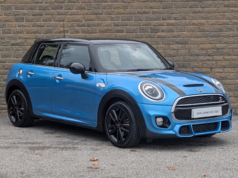2019 (19) MINI HATCHBACK 2.0 Cooper S Sport II 5dr Auto