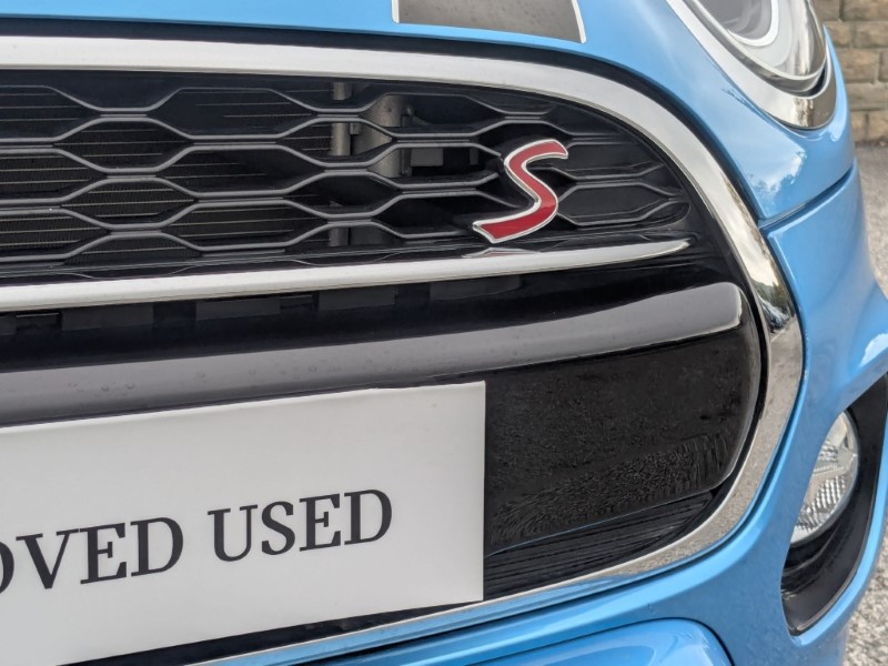 2019 (19) MINI HATCHBACK 2.0 Cooper S Sport II 5dr Auto 4991627