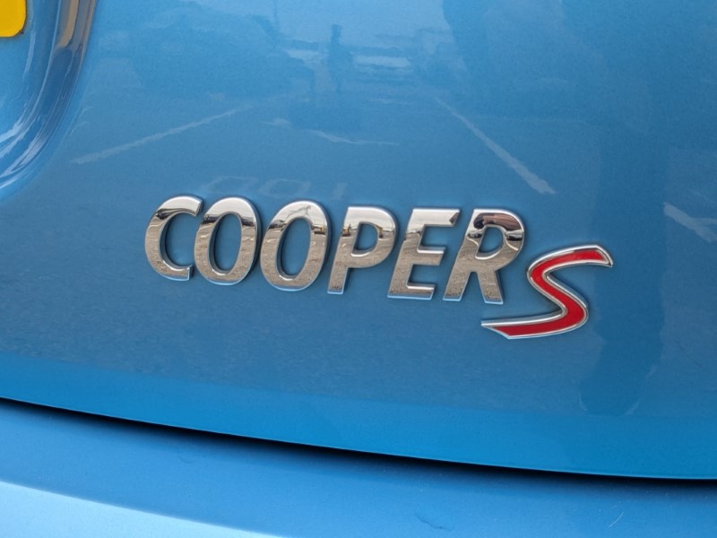 2019 (19) MINI HATCHBACK 2.0 Cooper S Sport II 5dr Auto 4991628