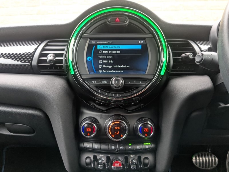 2019 (19) MINI HATCHBACK 2.0 Cooper S Sport II 5dr Auto 4991614