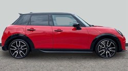 2025 (25) MINI COOPER 2.0 S Sport 5dr Auto 4872971
