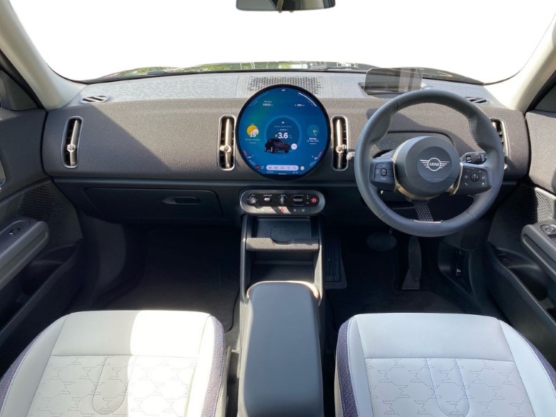2025 (74) MINI COUNTRYMAN 150kW E Classic 66kWh 5dr Auto 4727444