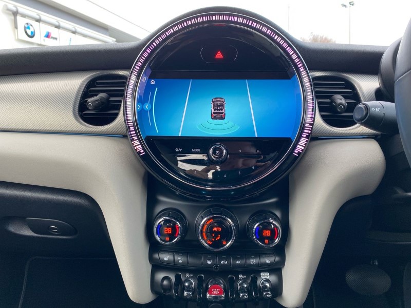 2022 (22) MINI CONVERTIBLE 1.5 Cooper Exclusive 2dr Auto 4872893